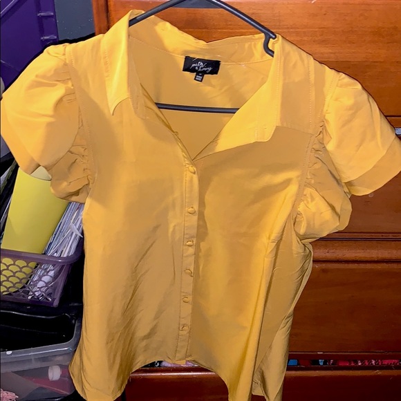milk & honey Other - A yellow dress shirt